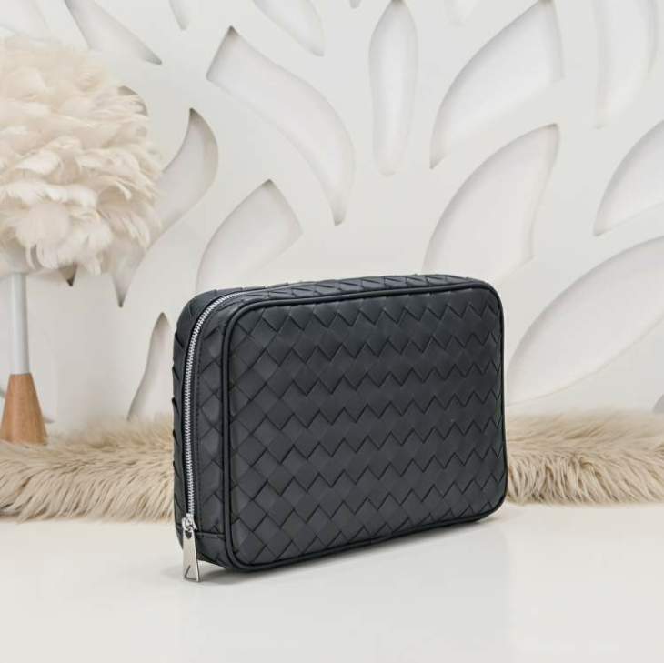 Picture of Bottega Veneta Mens Bags _SKUfw233561111fw